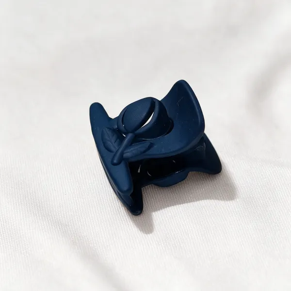 Navy_Blue_Plastic_Claw_Hair_Clip_for_Women_Pack_Of_8