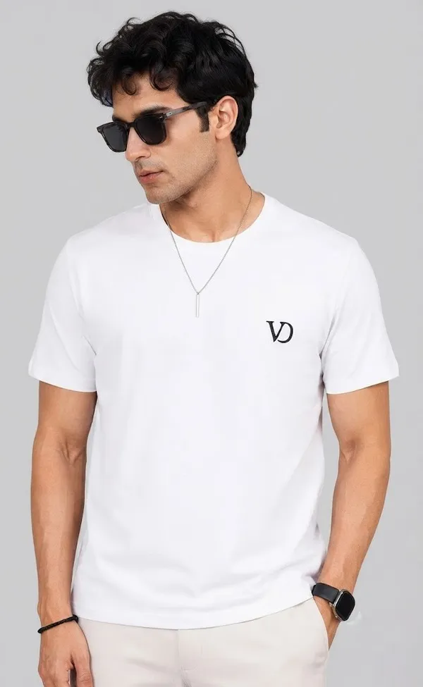 Mens_Round_Neck_T-Shirt_With_Vd_Embroidery