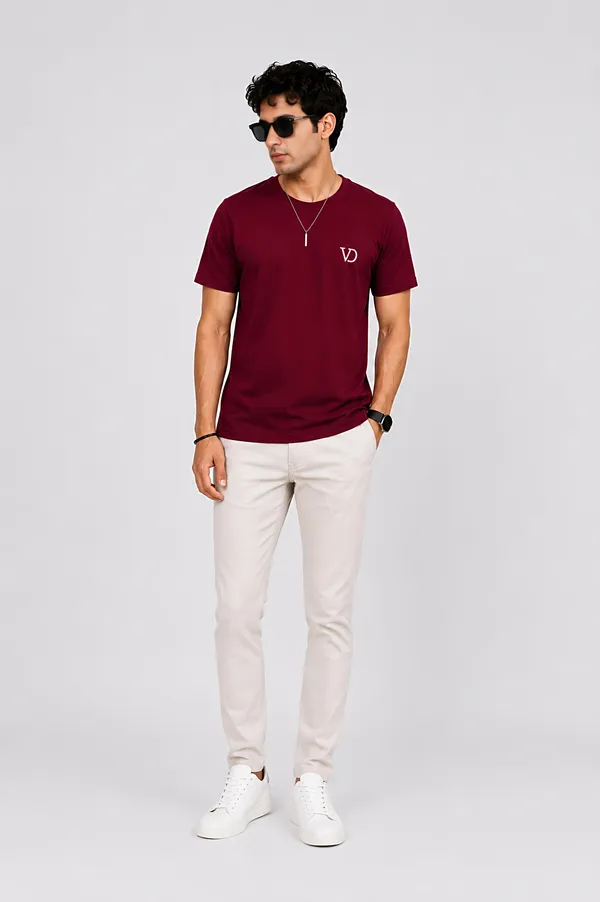 Mens_Round_Neck_T-Shirt_With_Vd_Embroidery