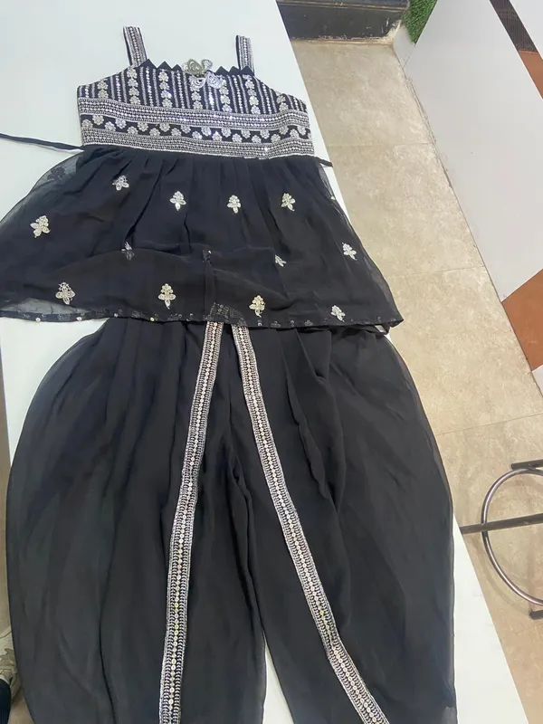 GIRL_ETHNIC_WEAR