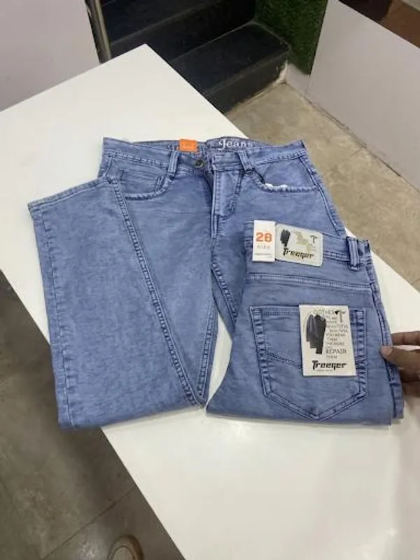MEN_JEANS_ANKLE_FIT