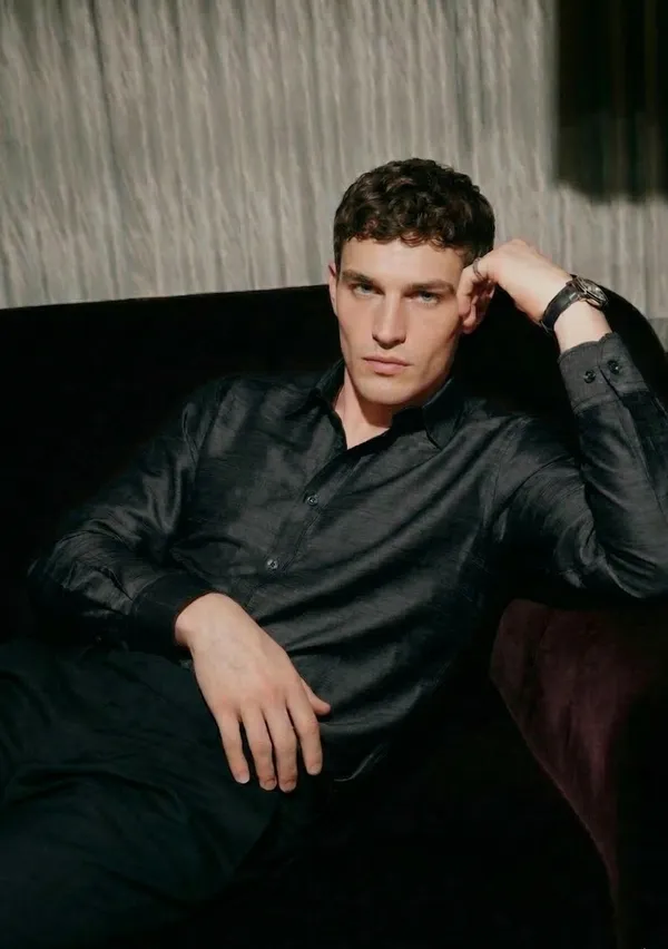 Raphael_Silk_Linen_Shirt_Im_Here_Black