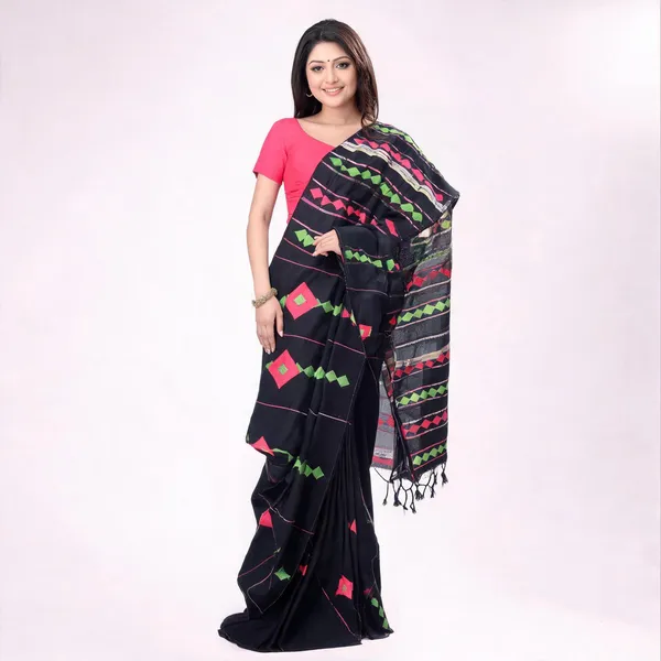 Black_Cotton_Striped_Jamdani_Handloom_Saree_With_Blouse_For_Women