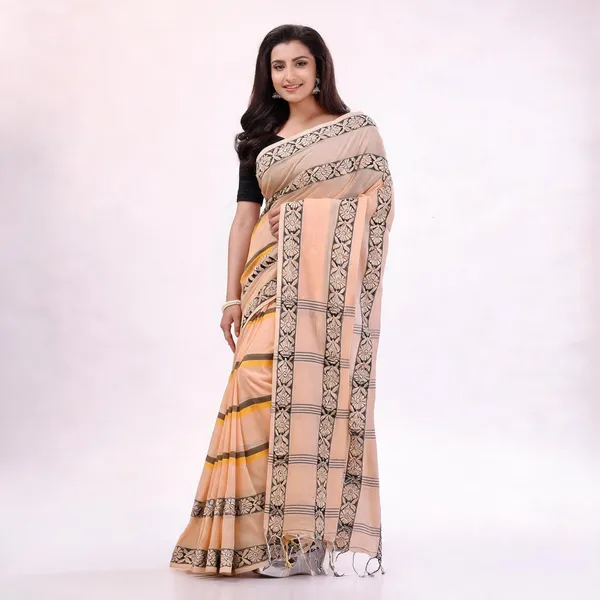 Cream_Cotton_Floral_Woven_Handloom_Saree_With_Blouse_For_Women