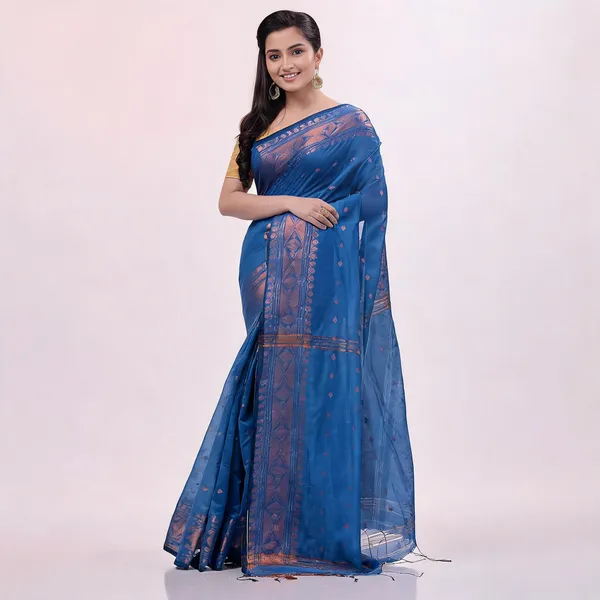 Light_Blue_Cotton_Silk_Traditional_Saree_With_Blouse_For_Women
