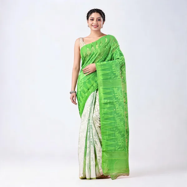 Green_White_Cotton_Handloom_Dhakai_Jamdani_Floral_Saree_For_Women