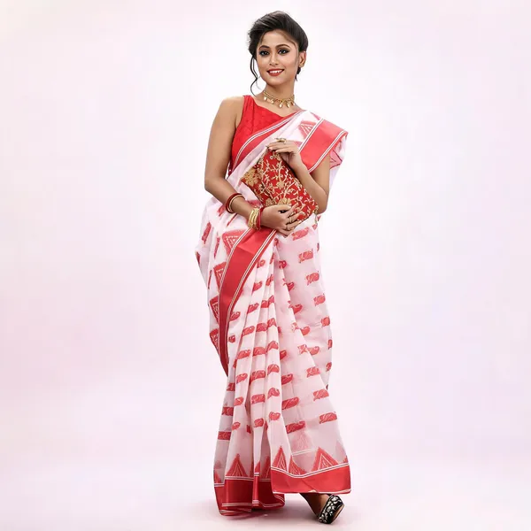 White_Red_Cotton_Handloom_Self_Design_Tant_Saree_For_Women