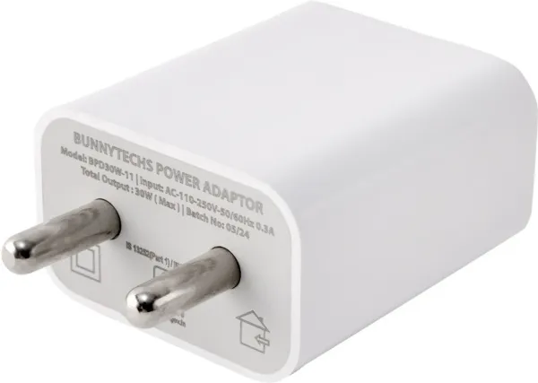 White_Bunny_Techs_Usb-C_Fast_Charging_Power_Adapter