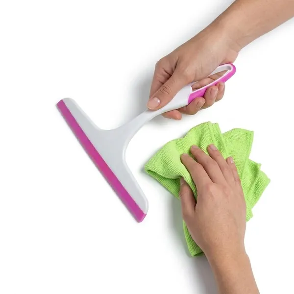 Pink_Plastic_Microfiber_Window_Squeegee_And_Cleaning_Cloth_Combo