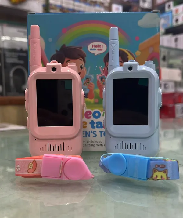 Multicolor_Kids_Video_Walkie_Talkie_With_Wrist_Strap_Pack_Of_2