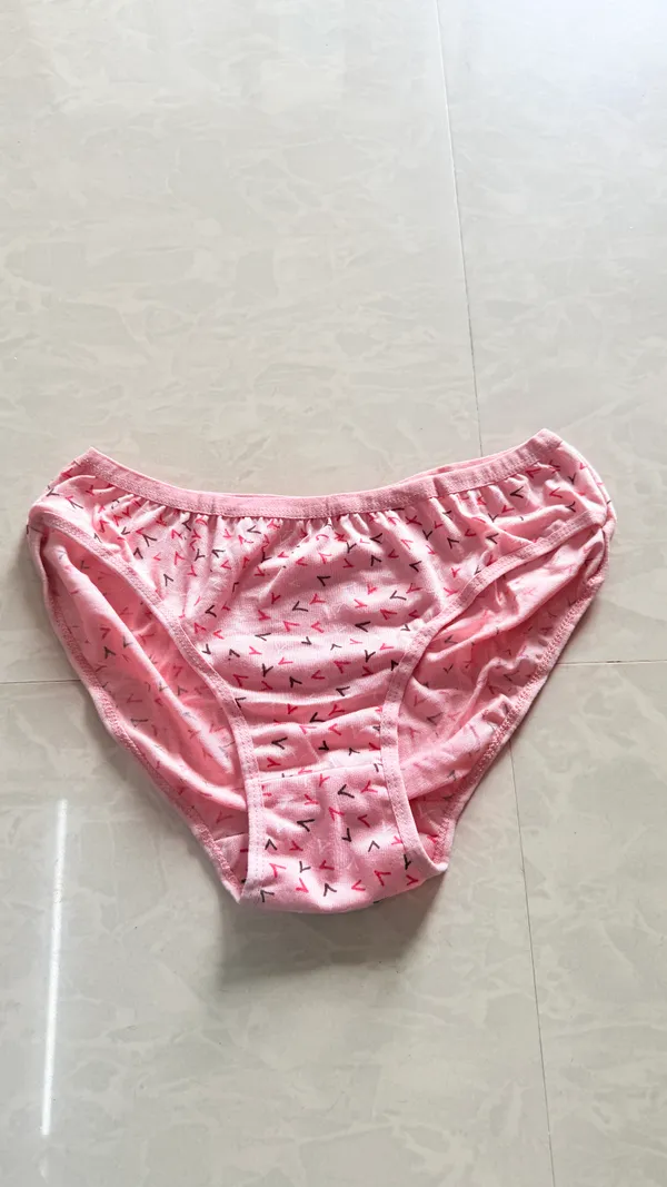 Pink_Printed_Brief_Panty_for_Women