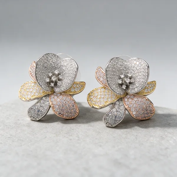 Tri-Tone_Floral_Crystal_Stud_Earrings_For_Women