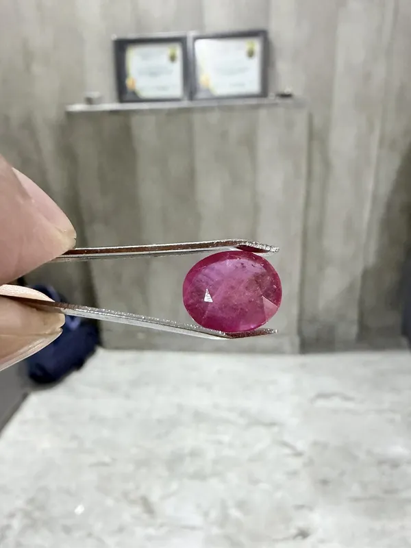 Red_Ruby_Natural_Gemstone_For_Adults_6.25_Ratti