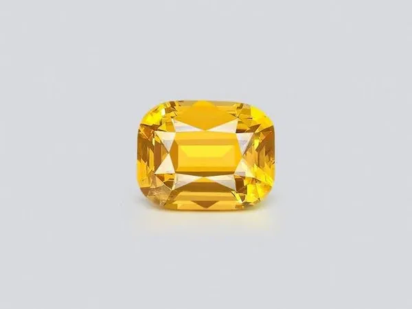 Yellow_Sapphire_Natural_Gemstone_For_Adults_9.25_Ratti