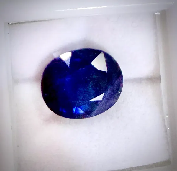Blue_Sapphire_Natural_Gemstone_For_Adults_9.25_Ratti