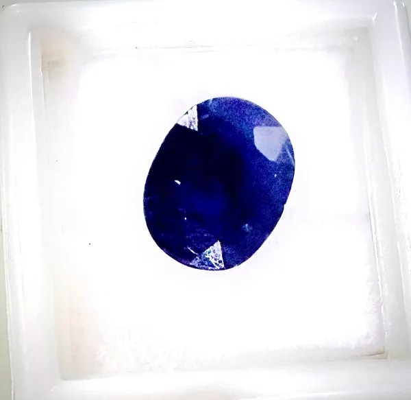Blue_Sapphire_Natural_Gemstone_For_Adults_7.25_Ratti