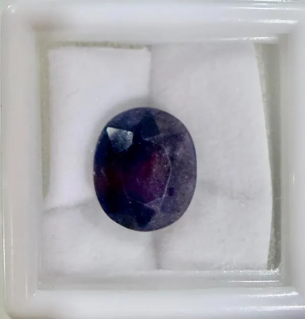 Blue_Sapphire_Natural_Gemstone_For_Adults_10.25_Ratti