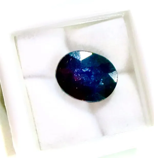 Blue_Sapphire_Natural_Gemstone_For_Adults_10.25_Ratti