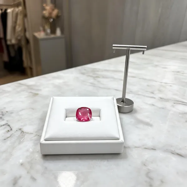 Red_Ruby_Natural_Gemstone_For_Adults_7.25_Ratti