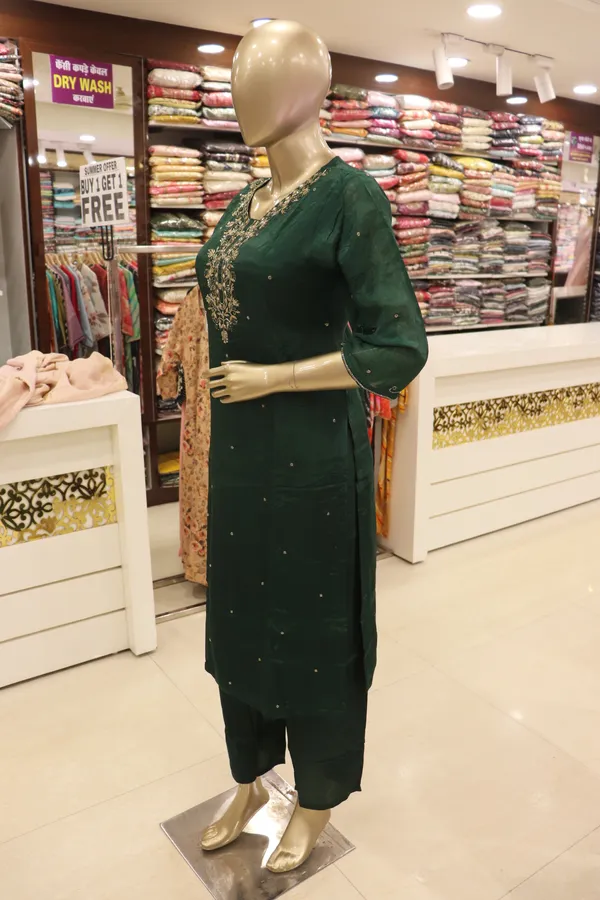 Dark_Green_Crepe_Embroidered_Kurti_Pant_Set_For_Women