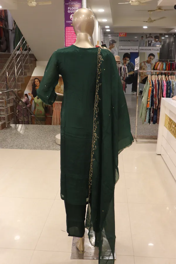 Dark_Green_Crepe_Embroidered_Kurti_Pant_Set_For_Women