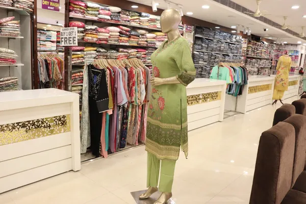 Green_Tissue_Straight_Floral_Print_Kurti_Set_For_Women