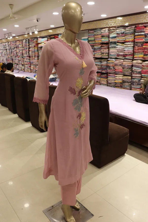 Pink_Mal_Cotton_Embroidered_Kurti_Pant_Set_For_Women