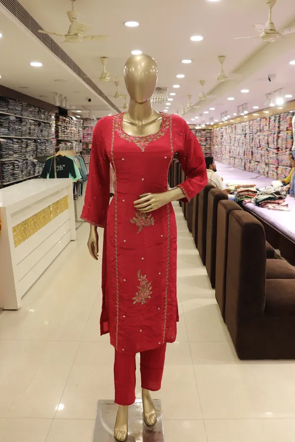 Red_Crepe_Embroidered_Kurti_Pant_Set_For_Women