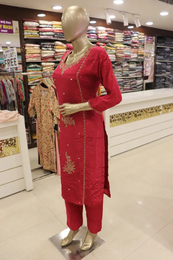 Red_Crepe_Embroidered_Kurti_Pant_Set_For_Women