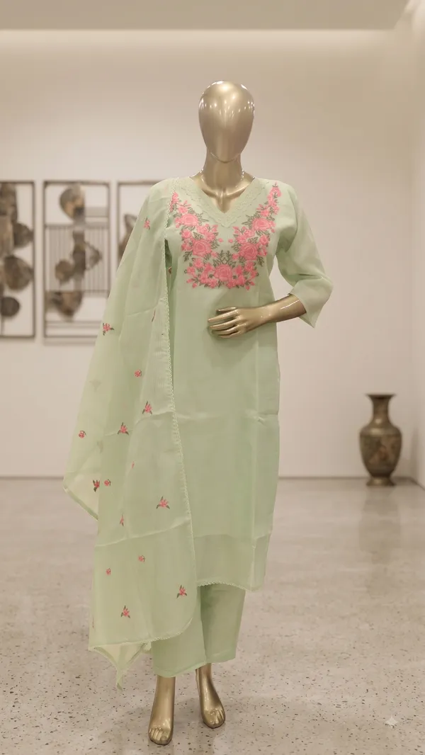 Mint_Green_Embroidered_Kurti_Set_for_woman