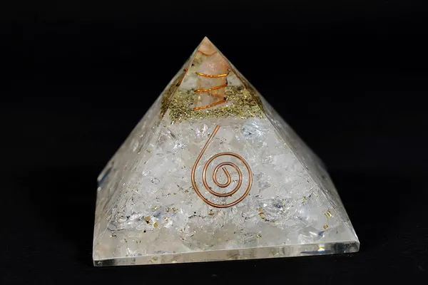 Clear_Quartz_Orgone_Crystal_70_To_78Mm_Pyramid_Handcrafted_Resin_With_Power_Symbol_Clarity,_Amplification,_And_Spiritual_Connection