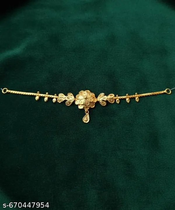 Gold_Copper_Brass_Floral_Adjustable_Short_Necklace_For_Women