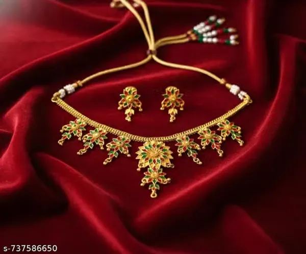 Gold_Copper_Brass_Floral_Necklace_Set_With_Earrings_For_Women