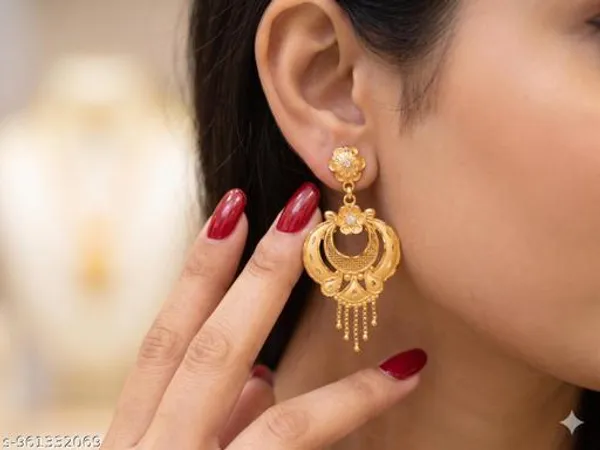 Gold_Copper_Gold_Plated_Chandbali_Earrings_For_Women