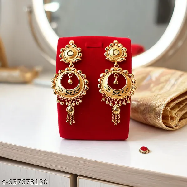 Gold_Copper_Gold_Plated_Chandbali_Chandelier_Earrings_For_Women