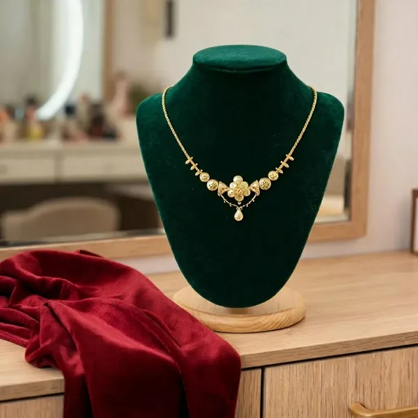 Gold_Copper_Gold_Plated_Floral_Pendant_Designer_Necklace_For_Women