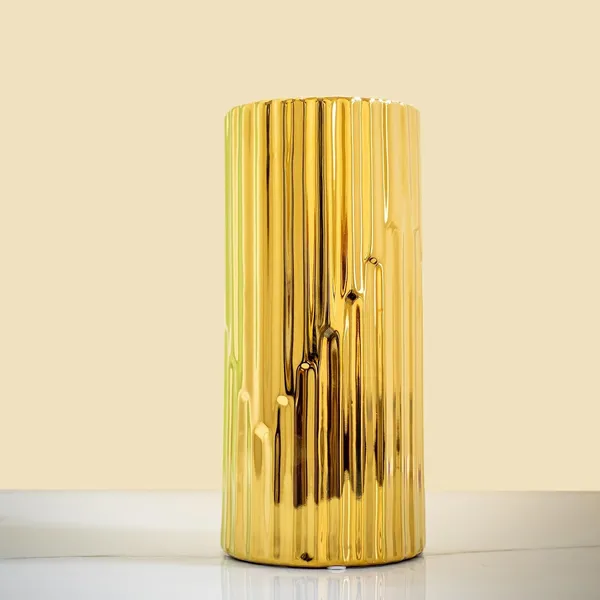 Ceramic_Modern_Gold_Finish_Matte_Black_Decorative_Vase