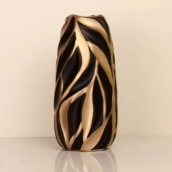 Ceramic_Modern_Gold_Leaf_Pattern_Matte_Black_Flower_Vase