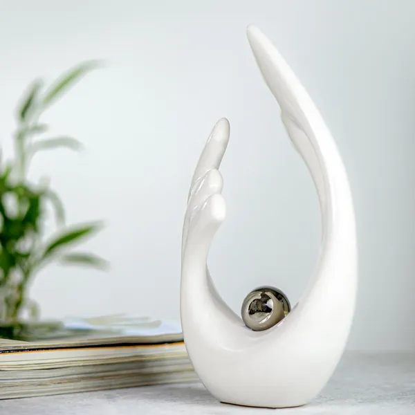 Ceramic_Abstract_White_Gold_Accent_Showpiece_Sculpture