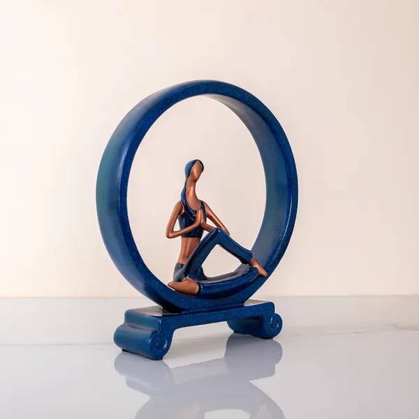 Ceramic_Contemporary_Yoga_Pose_Circular_Frame_Showpiece