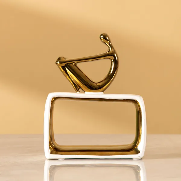Ceramic_Contemporary_Abstract_Gold_Finish_Showpiece