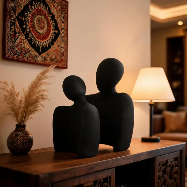 Resin_Abstract_Human_Form_Black_Sculpture_Showpiece