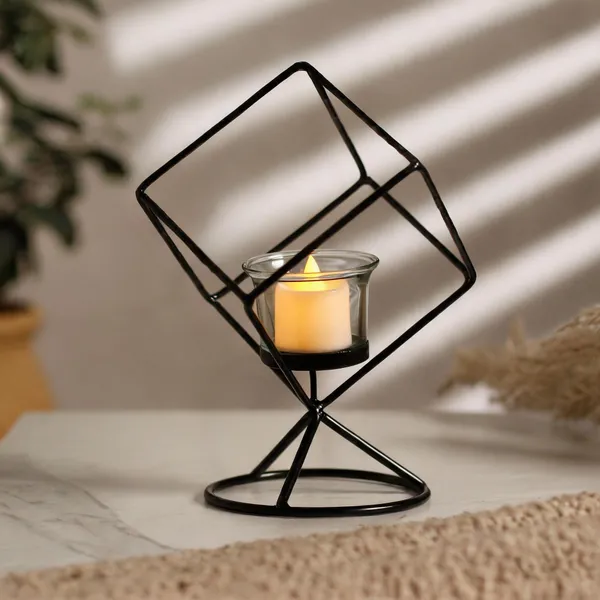 Metal_Geometric_Diamond_Votive_Candle_Holder