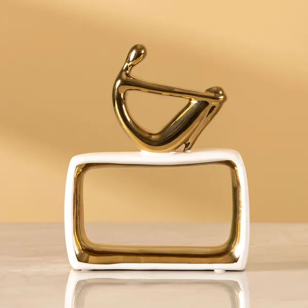 Ceramic_Contemporary_Abstract_Gold_Finish_Showpiece