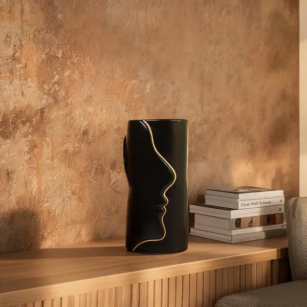 Ceramic_Modern_Face_Silhouette_Black_Gold_Accent_Flower_Vase