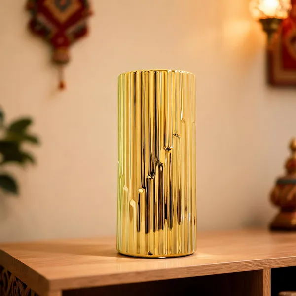 Ceramic_Modern_Gold_Finish_Matte_Black_Decorative_Vase