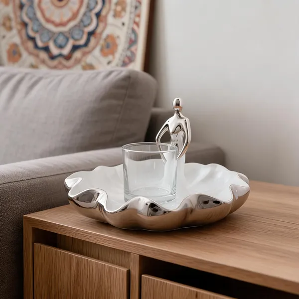 Ceramic_Modern_Human_Figure_Ruffled_Edge_Silver_Decorative_Tray