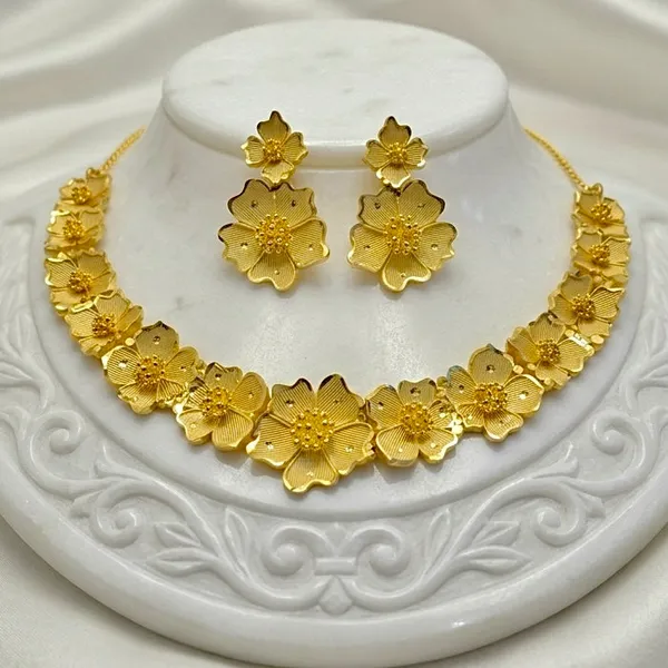 Gold_Micro_Plated_Dubai_Floral_Necklace_Set_For_Women