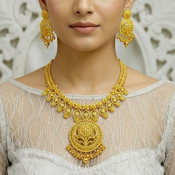 Gold_Micro_Plated_Circular_Cutwork_Pendant_Necklace_Set_For_Women