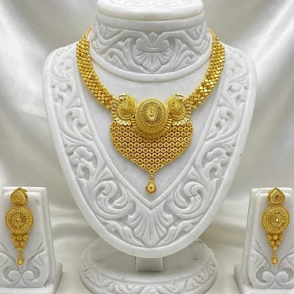 Gold_Micro_Plated_Heart_Statement_Necklace_Set_For_Women